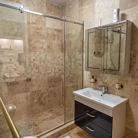 Solid Apartman